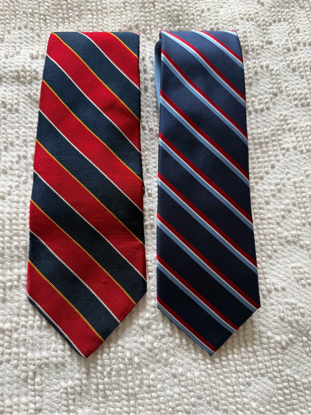 Men’s Neckties Tommy Hilfiger and Lord & Taylor Red & Navy Striped Silk Tie Duo
